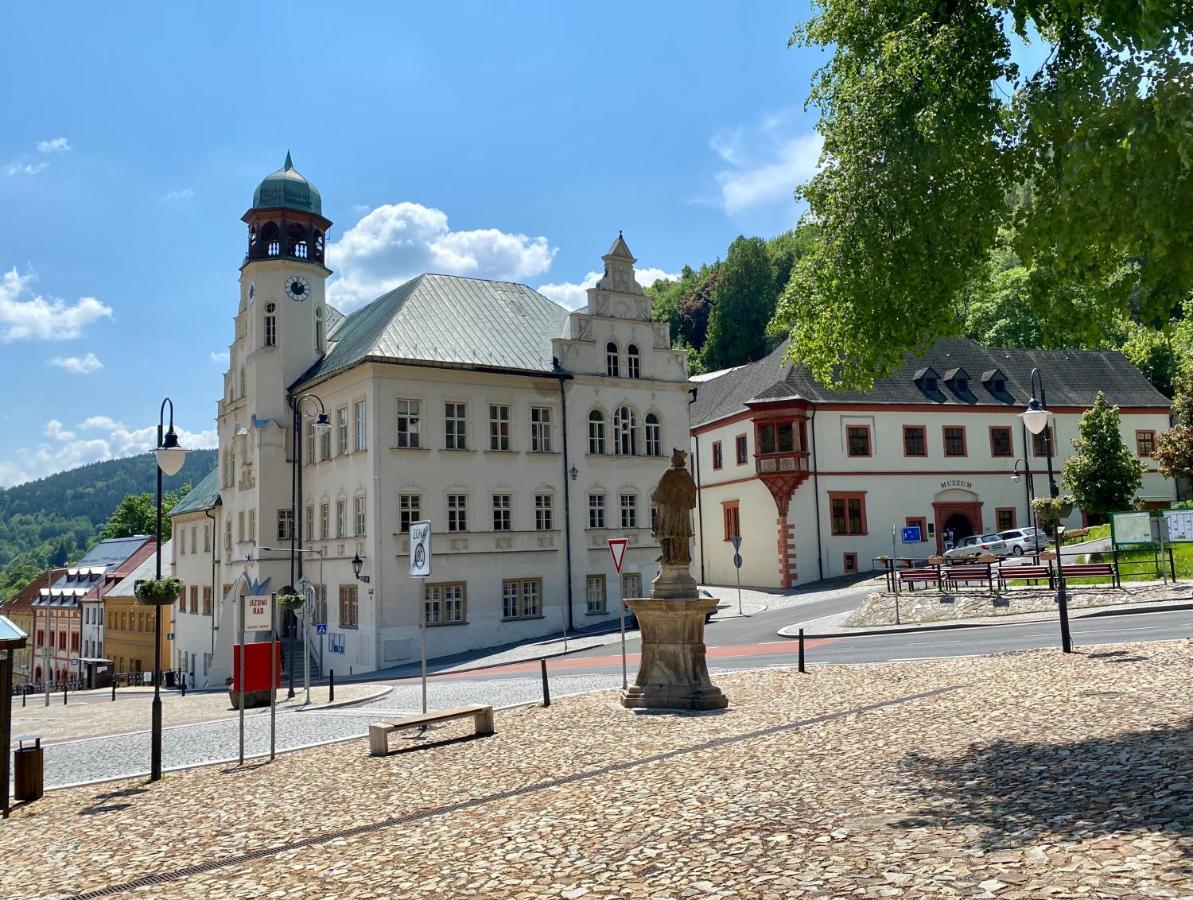 Vila Jáchymov Eksteriør billede